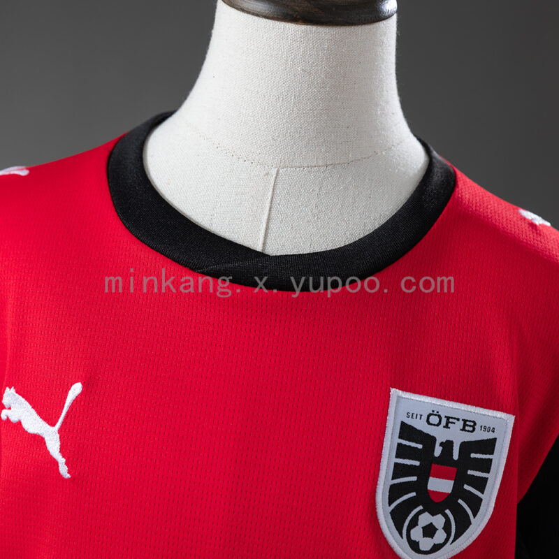 conjunto-niño-austria-primera-equipacion-mundial-2026-cuello