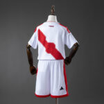 conjunto-niño-peru-primera-equipacion-mundial-2026-parte-trasera