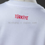 conjunto-niño-turquia-primera-equipacion-mundial-2026-cuello-trasero