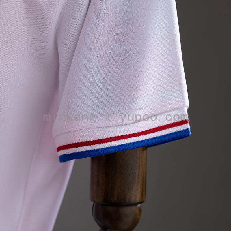 camiseta-croacia-segunda-equipacion-retro-1998-puño
