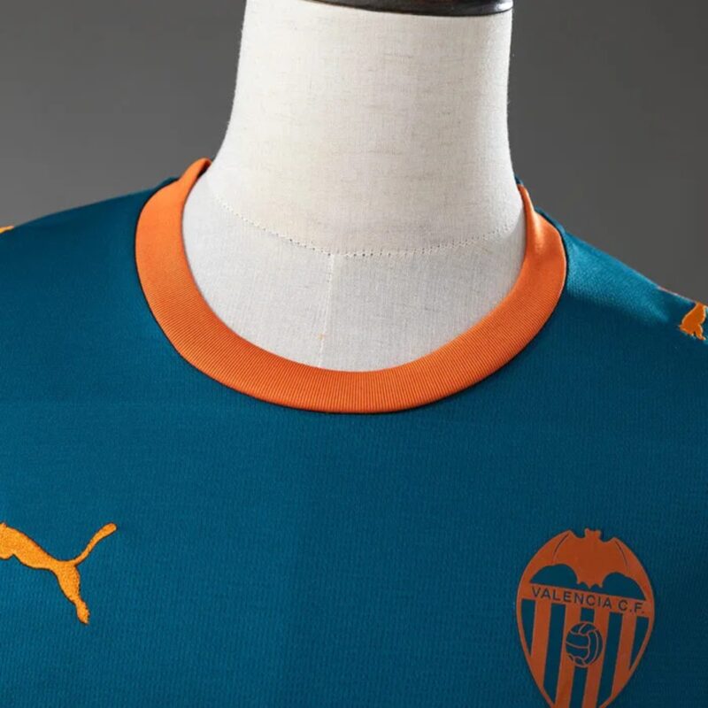 camiseta-valencia-segunda-equipacion-2026-2027-cuello